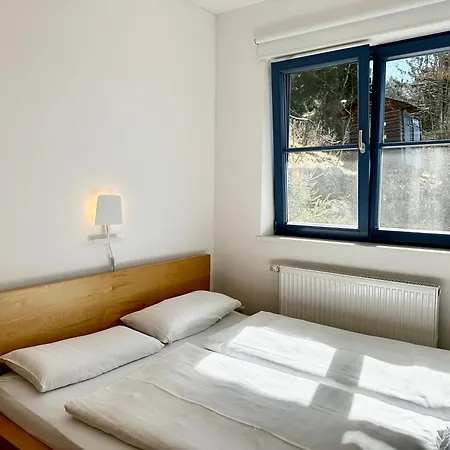 Ein Haus Am Berg *