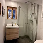 Ein Haus Am Berg Nyaraló