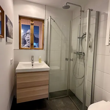 Ein Haus Am Berg Feriehus