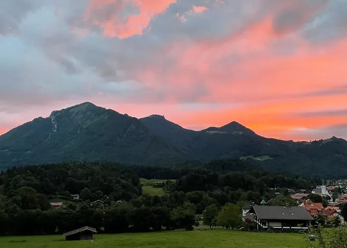 Ein Haus Am Berg